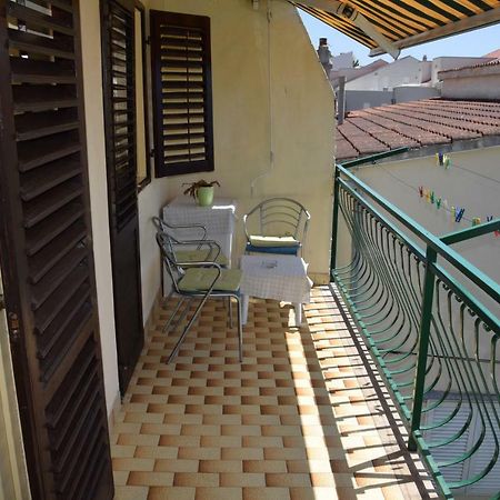 Apartman Linda 1 Baška Voda Kültér fotó