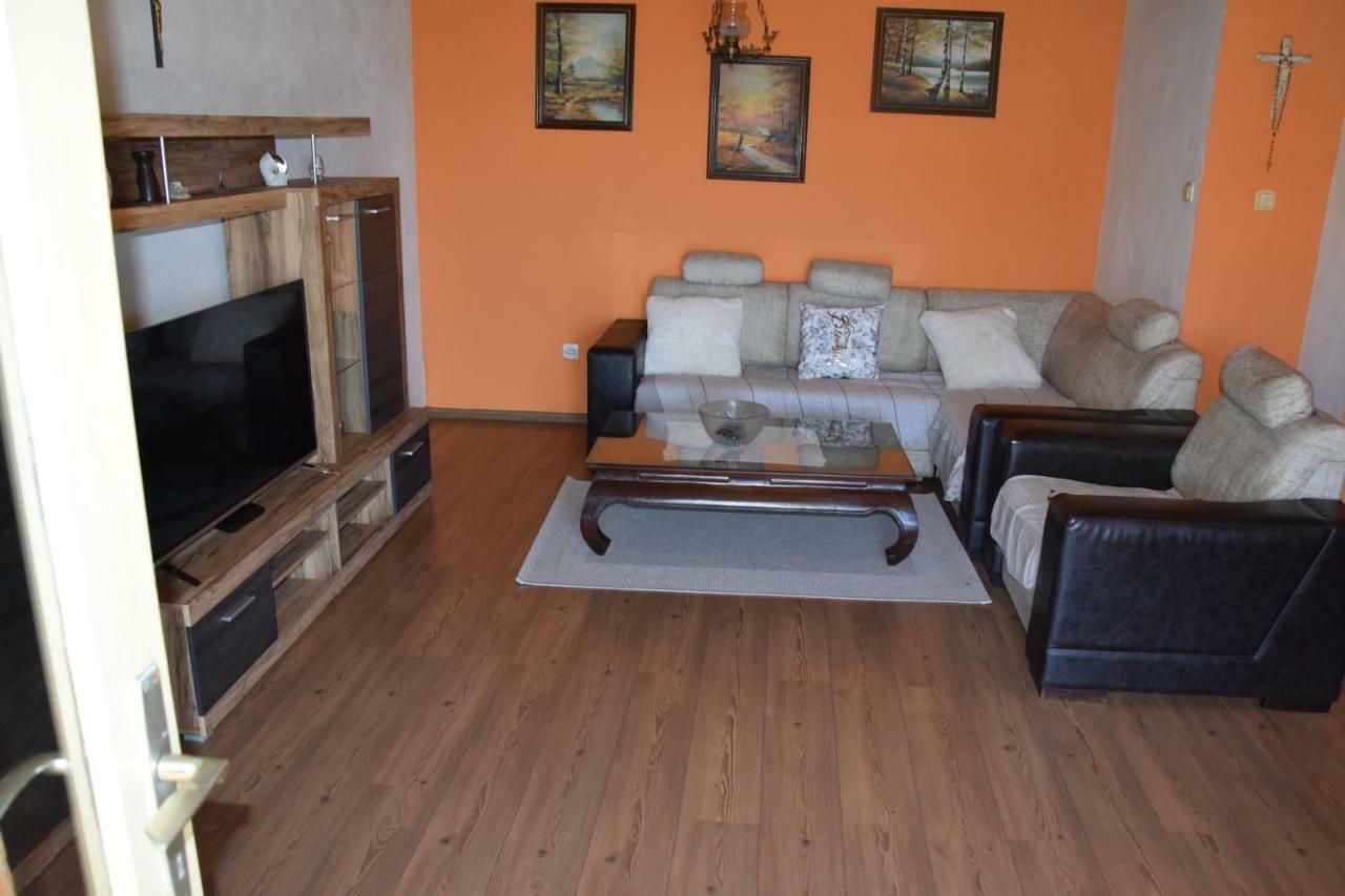 Apartman Linda 1 Baška Voda Kültér fotó